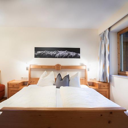 Appartements Hochlega Neukirchen am Großvenediger Rum bild