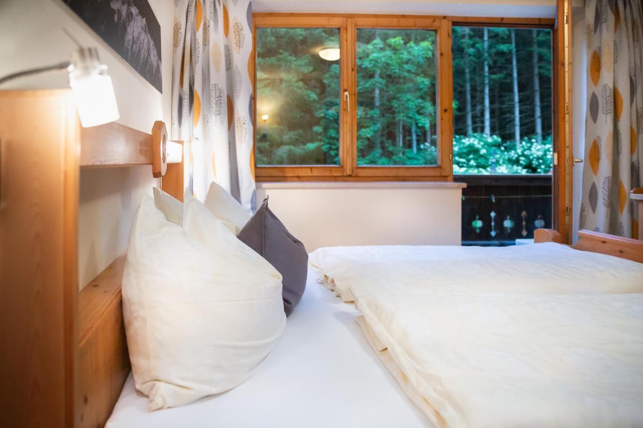 Appartements Hochlega Neukirchen am Großvenediger Exteriör bild